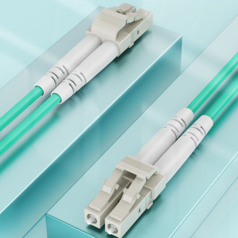PVC / LSZH / OFNP / OFNR / Plenum Fiber Optic Patch Cord dla optymalnej wydajności