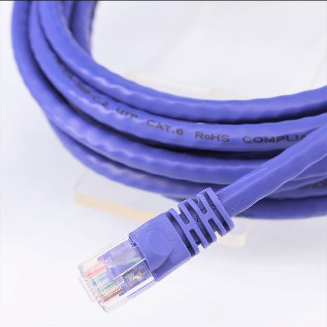 Fioletowy kolor 50m Kabel Ethernet Cat6 Wykonany z miedzi RJ45 8P8C